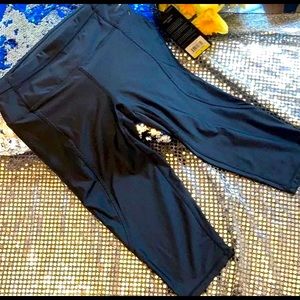 Fitted Leggings by Saucony size small